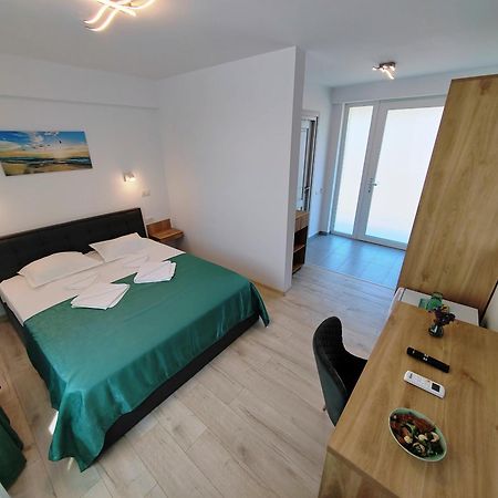 Casa Beyaz Hotell Mangalia Exteriör bild